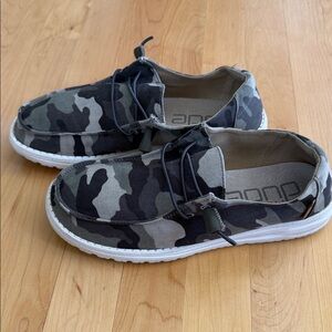 Hey Dude Wendy Camo Flats - Black, Gray, Green and Tan size 8 woman
